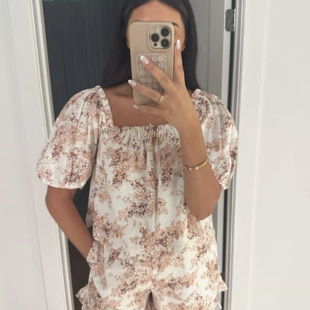 Abercrombie Linen-Blend Puff Sleeve Top